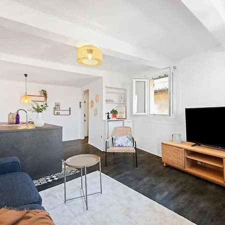 Apartment Charming Typical In The Heart Of Vieux Ac
