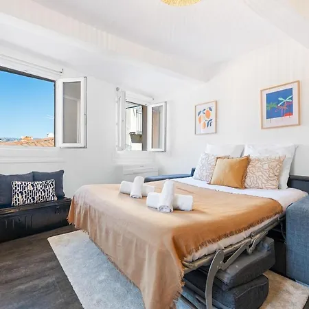 Apartment Charming Typical In The Heart Of Vieux Ac