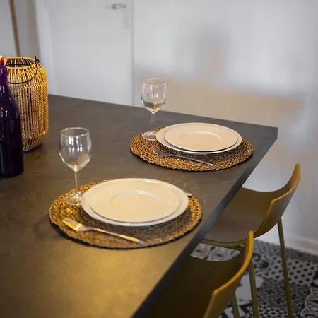 Apartamento Charming Typical In The Heart Of Vieux Ac