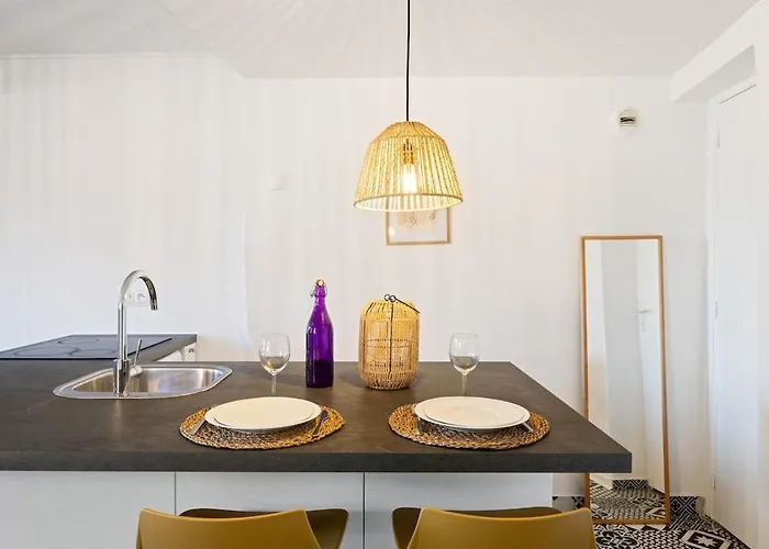 Charming Typical In The Heart Of Vieux Ac Apartamento