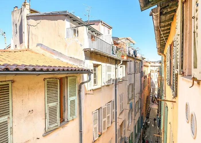 Charming Typical In The Heart Of Vieux Ac Apartamento Niza